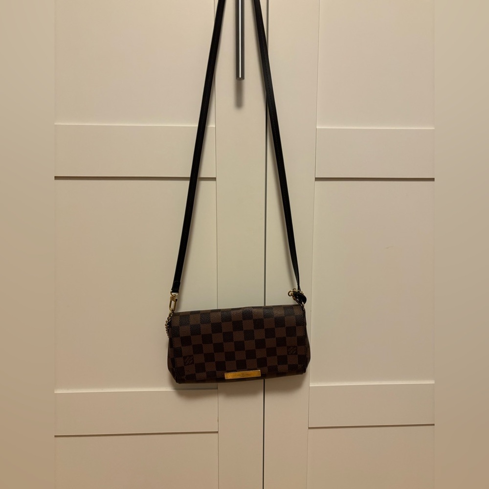 Authentic Louie Vuitton bag.